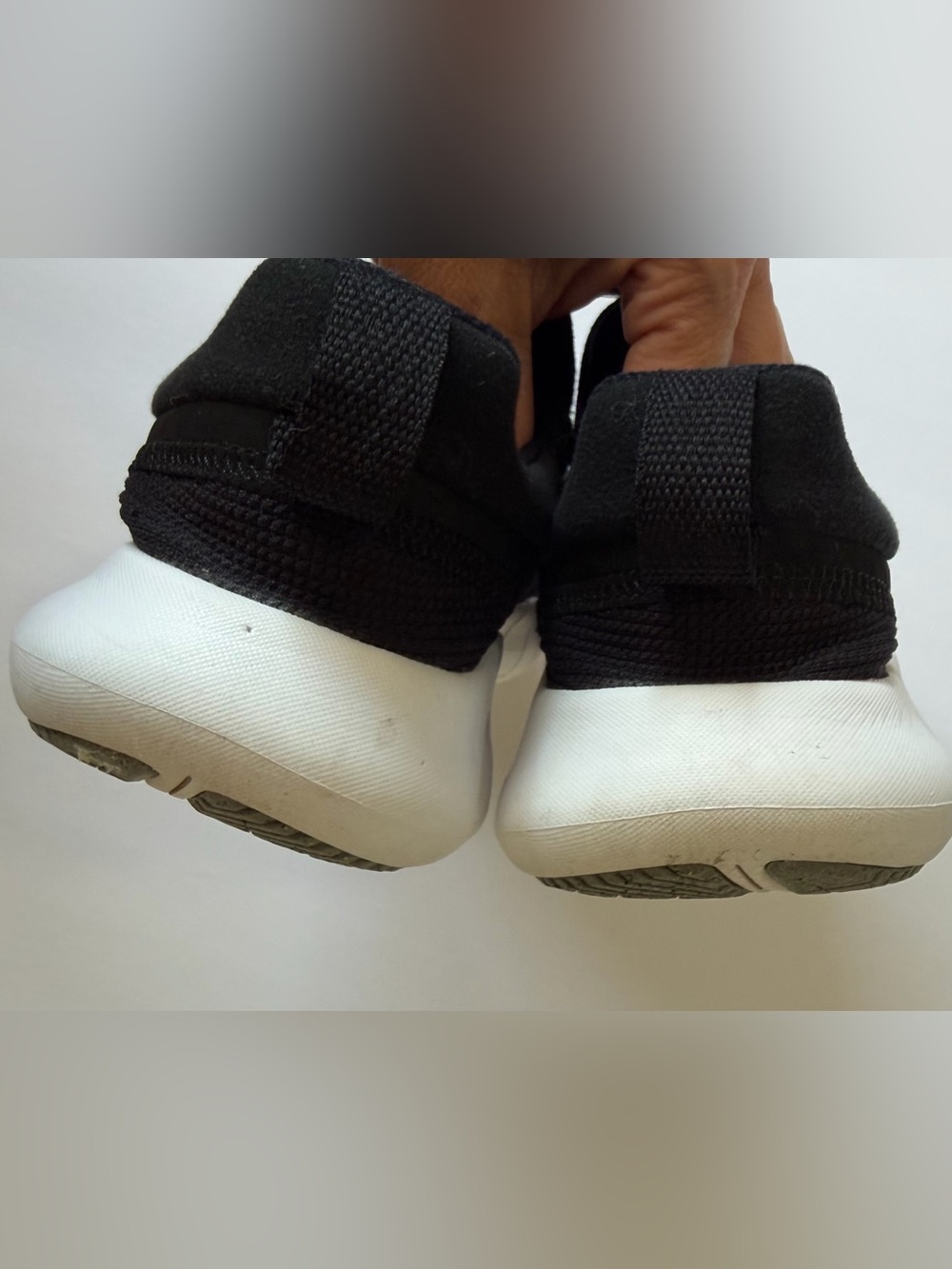 Nike Free Run 5.0 Women’s Size 6 Black White Running Shoes CZ1891-001 - Picture 5 of 8